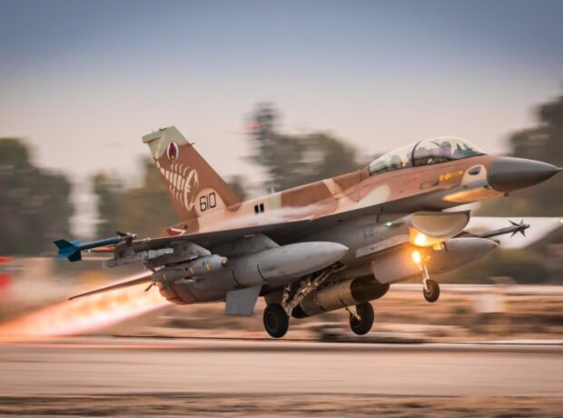 image-1698638307-israil-hhq-raket-atesine-cavab-olaraq-suriyadaki-herbi-obyektlere-zerbeler-endirib-899868