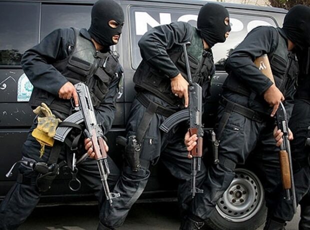 image-iran-arrests-terrorists-on-western-eastern-borders-police-chief-says