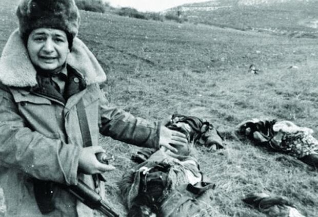 image-1677482627_185515_lpkv420unr