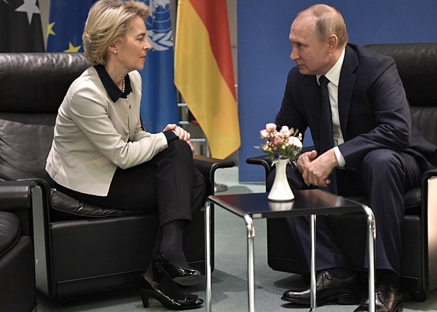 image-1709812348-vladimir_putin_and_ursula_von_der_leyen_at_libya_conference-1