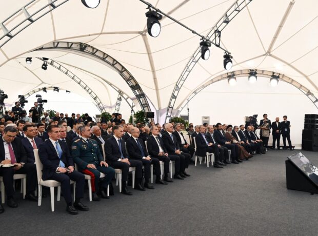 image-7d027346-70e9-35e3-8fc7-e508fa220334