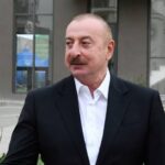 image-media-1755765843-d35880ad35-prezident-ilham-eliyev-fuzulide-sakinlerle-gorusde-sehidlerimize-ehtiramini-bir-daha-ifade-edib-c2q5a7zt1vj6g3orywx9