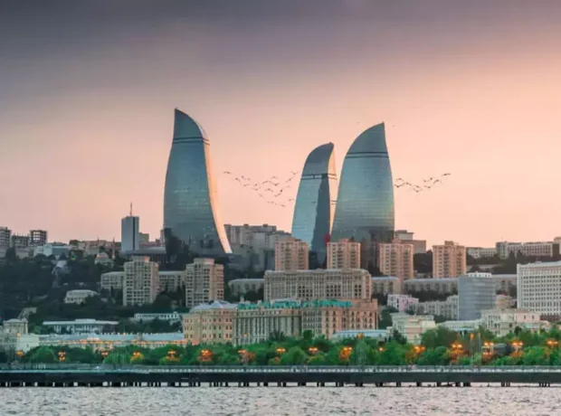 image-kardes_ulke_azerbaycanda_gezilecek_8_yer_ve_lezzetlerle_dolu_mutfagi_1601475111_6158