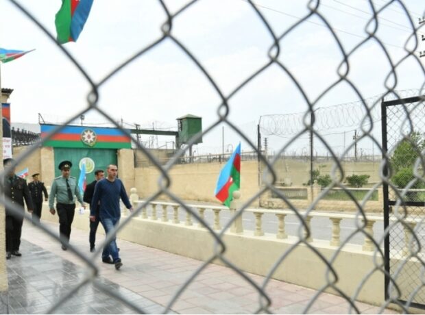 image-961b27cf168356412136672792610451553