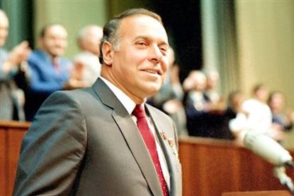 image-media-heyder-eliyev-1fs2uozmwg0k7j95x38r