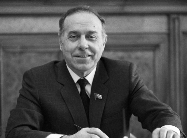 image-media-1746794181_jkjgudm2ui7itm1tnrnz-2es61u3mxvfoika84p9g